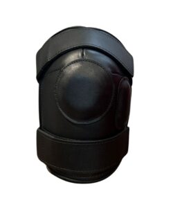 Black knee pad, size 1